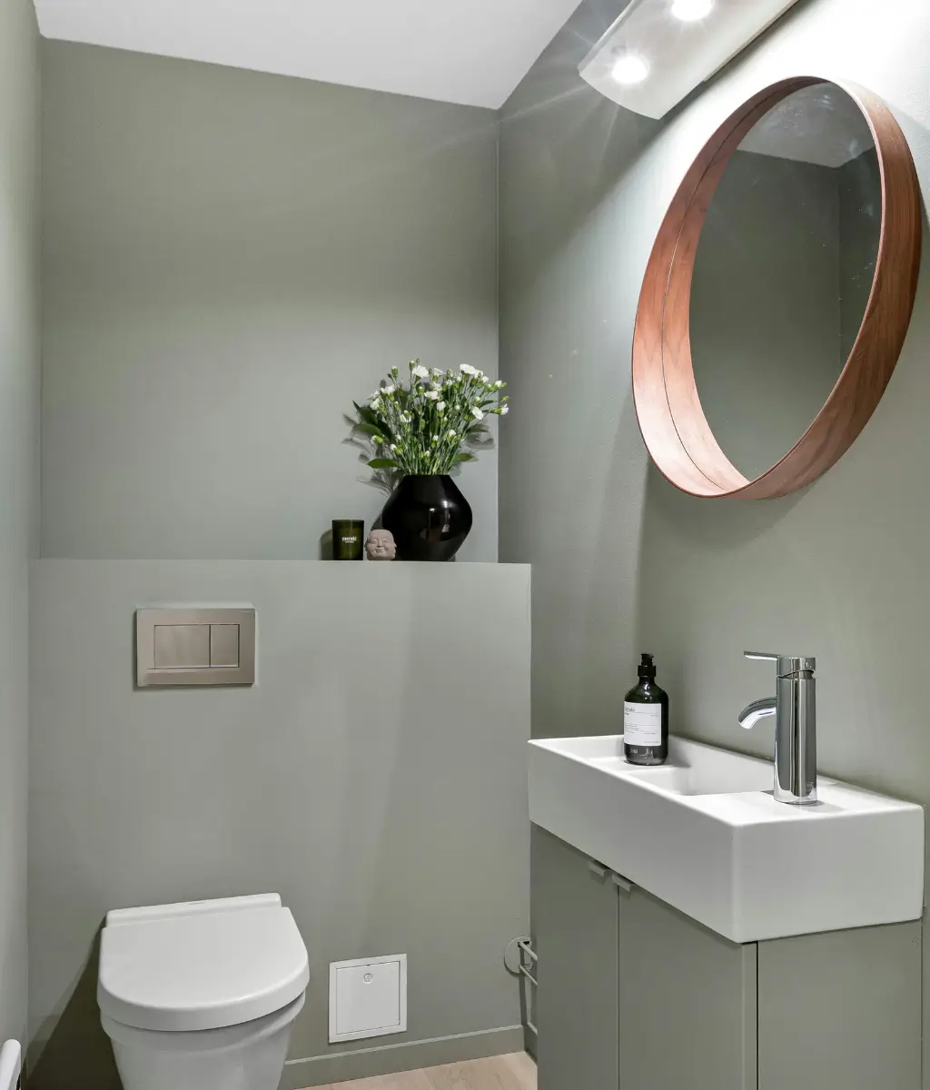 From Victorian conversions to modern apartments, our skilled small bathroom installers possess over 15 years of trade experience.